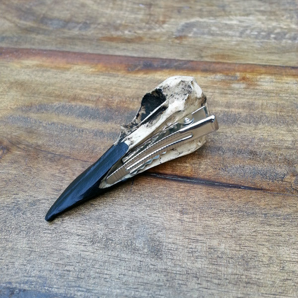 goth wedding hair alternative style bird skull magpie raven crow hair pin clip